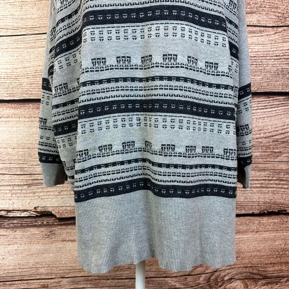 SOLD 🛍️ Cg.l.Cg Women’s Cotton Grey Printed Knit Sweater Tunic Plus 3X - Picture 3 of 7